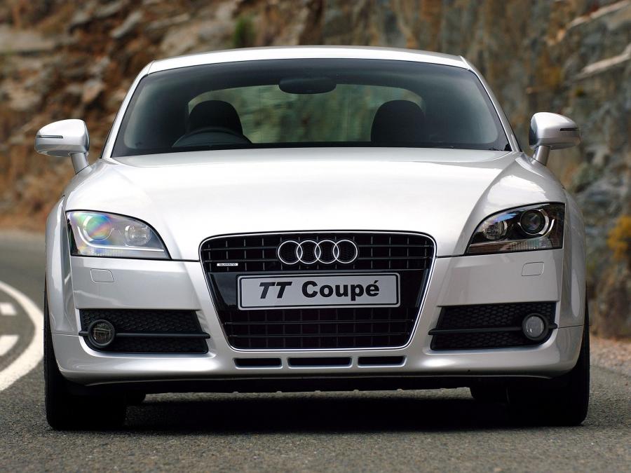  Audi TT 3.2 Quattro Coupe (8J) 2006 года  (ZA) (фото 9 из 13)